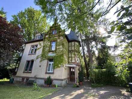 VILLA HUBERTUS MIT BAUGRUNDSTÜCK ZU VERKAUFEN