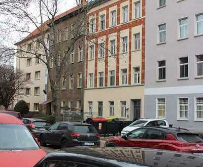 vermietete Erdgeschosswohnung mit Terrasse und Kaminofen, gepflegtes 5-Familienhaus Krämpfervorstadt