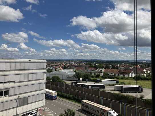 Bürofläche mit Weitblick im Air Cargo Center am STR