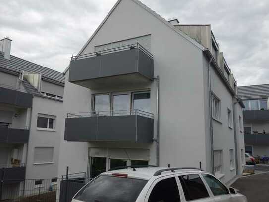 Gepflegte 3,5-Raum-Wohnung mit Balkon in Waiblingen-Beinstein im DG