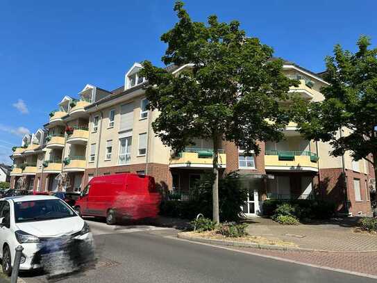 Helle 3-Zimmer-Wohnung mit 2 Balkon im Herzen von Neuss