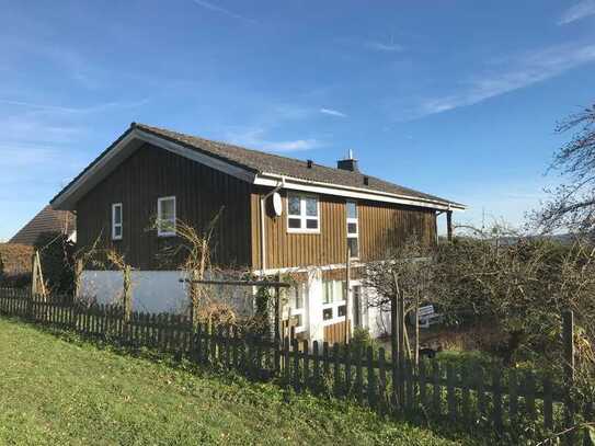 Skandinavisches Wohnhaus mit traumhaftem Fernblick