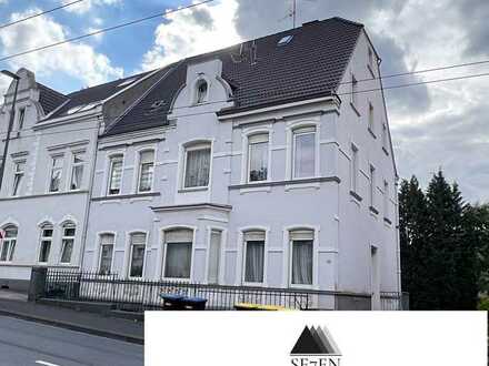 Renditeobjekt oder für Großfamilie: Dreifamilien-Jugendstilhaus im Herzen von Solingen zu verkaufen!