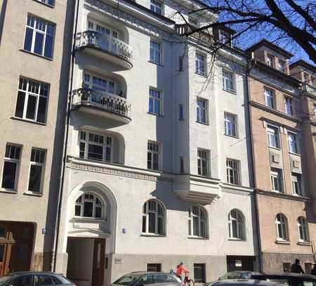 Möbliertes, ruhiges 2 Zi.-Luxus-Appartement Nähe Prinzregentenplatz, Terrasse