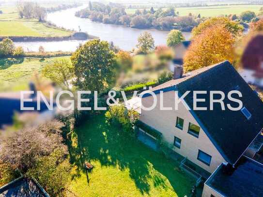 Großzügiges Ein- bis Zweifamilienhaus mit traumhaften Blick auf die Weserlandschaft