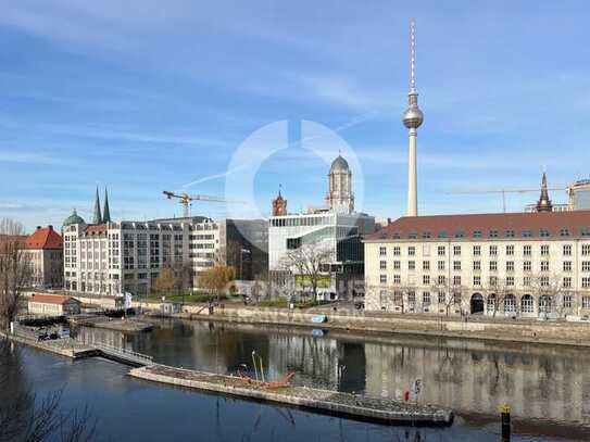 Den Alexanderplatz im Blick. combine Transaction