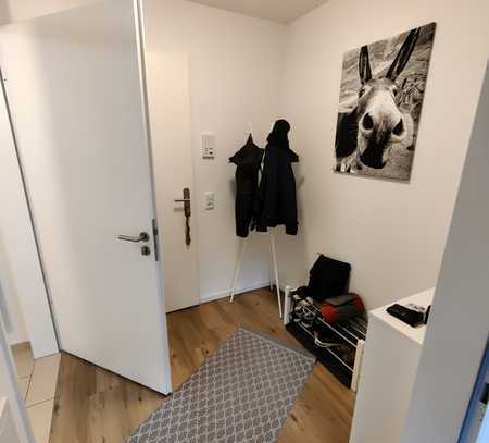 Erdgeschosswohnung mit EBK und Terrasse: freundliche 1-Zimmer-Wohnung in 23558, Lübeck