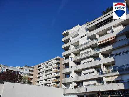 Helles 1 Zi.-Apartment mit Balkon. Nähe U-Bahnlinie U2. Freie Lieferung.