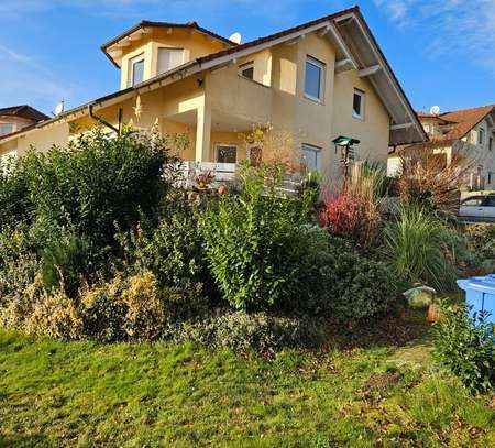 3 ZW mit Balkon, Gartenanteil und EBK in Brombachtal