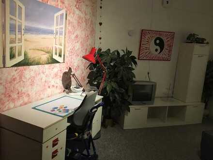 WG Zimmer 25qm zu vermieten