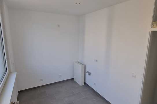 Schicke Erdgeschosswohnung mit Balkon in Düsseldorf Eller sucht neuen Mieter.