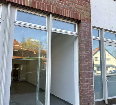 Büro / Ladenfläche mit Fensterfront in begehrter Lage