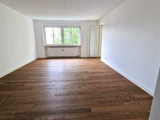 Neu renovierte 3-Zimmer-Wohnung in Krötenbruck mit Balkon Nr. 10