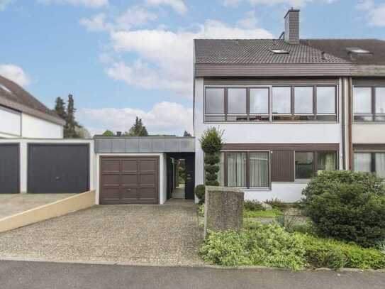 Gepflegtes, großes Familienidyll mit Garten, Freistellplatz und einer Garage in Schweinfurt