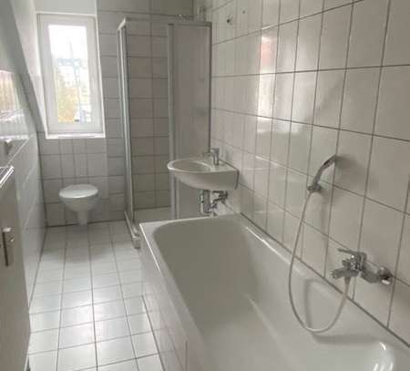 ***3-Zimmer mit Balkon, in Uninähe, WG geeignet***