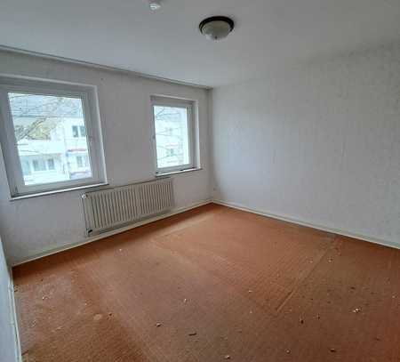 *Handwerker aufgepasst* tolle 2-Zimmer Wohnung mit Balkon *3 KM frei *