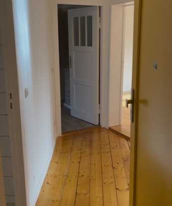 Stilvolle 2-Zimmer-Altbauwohnung mit Balkon, Küche und Keller in Berlin-Köpenick