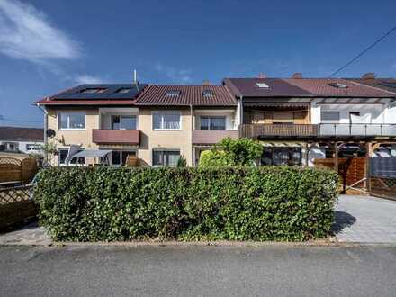 Großzügiges Reihenmittelhaus mit 6 Zimmern im Raunerviertel! Garage mit Außenstellplatz vorhanden!