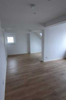 3 Zimmer neu renoviert