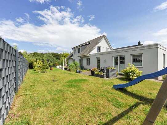 hochwertiges Einfamilienhaus Baujahr 2016 mit barrierarmer Einliegerwohnung und Photovoltaikanlage