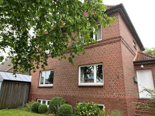 Klassisches Rotklinker-Einfamilienhaus mit traumhaftem Garten in ruhiger Altstadtlage von Uetersen