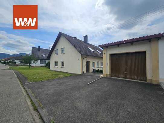 Zweifamilienhaus in sonniger Lage mit viel Potential!!!
Ihre Chance