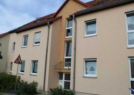 Sonnige 2-Raum-Dachgeschoss-Wohnung im Grünen