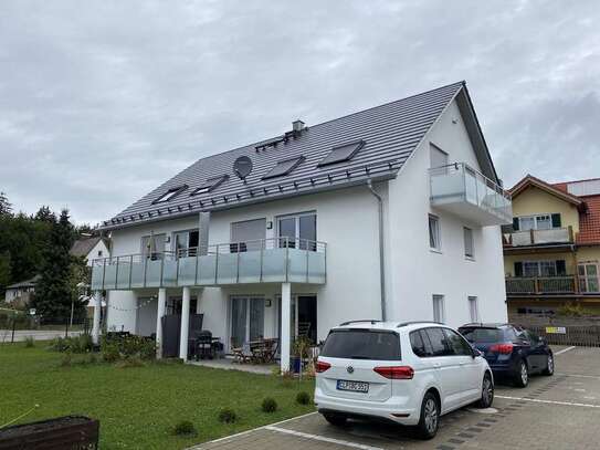 Schöne 3 Zimmer-Whg. in Geltendorf, 2 min. zu Fuß zum Bhf., mit EBK und Balkon