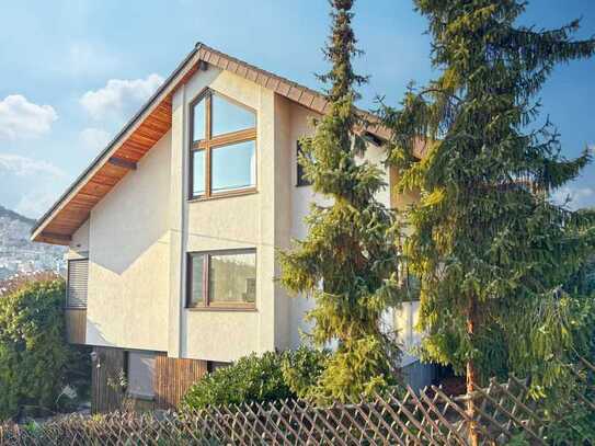 Einfamilienhaus mit Einliegerwohnung in toller Aussichtslage