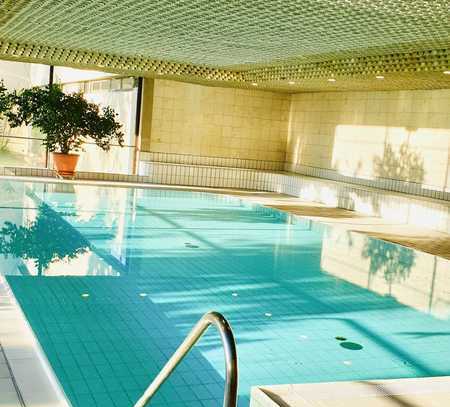 Helle 3 Zimmer mit Stellplatz, großem Balkon und Schwimmbadnutzung für Ihr neues Wohfühl-Zuhause