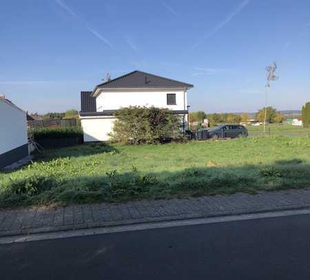 Baugrundstück in Limeshain Hainchen Ebenerdig -Ortsrandlage