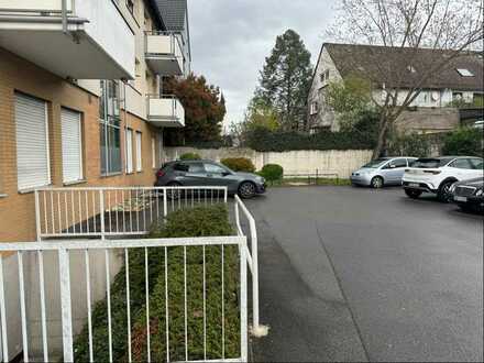 Eibach - Stellplatz im Hof hinter der Sparkasse