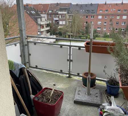 Stilvolle, sanierte 3-Raum-Wohnung mit gehobener Innenausstattung mit Balkon und EBK in Münster