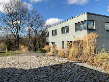 Attraktives Einfamilienhaus mit Seeblick sucht Nachmieter