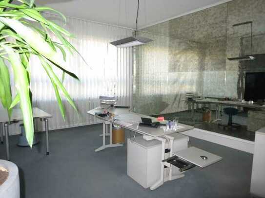 Modernes, exklusiv ausgestattetes Büro im Herzen von Karlsruhe am Kaiserplatz/Mühlburger Tor!