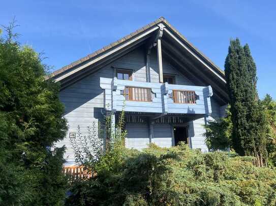 Gemütliches Holzhaus in ruhiger Lage