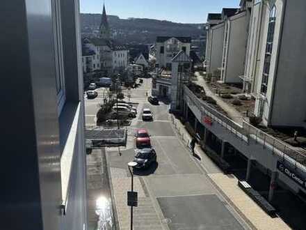 Modernisierte 5-Zimmer-Wohnung mit Balkon und EBK in Wiehl