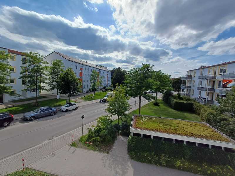 Helle 3-Zimmer-Wohnung mit Balkon im Hasenbergl