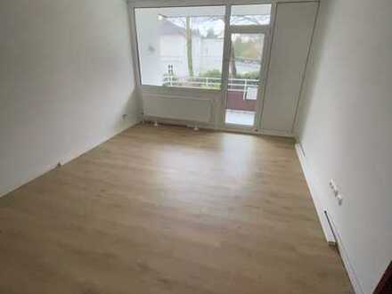 Sanierte, helle 2,5-Zimmer-Wohnung mit Balkon in Uni-Nähe in Dortmund