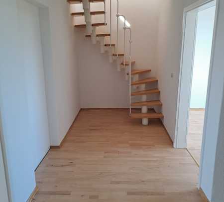 Aegi Nähe, Maisonette Wohnung mit Charme, renoviert