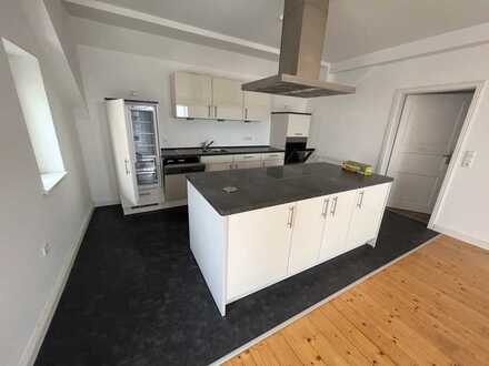 Schöne, modernisierte Etagenwohnung in guter Lage von Pirmasens zu vermieten!