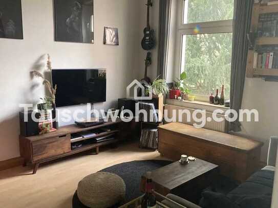 Tauschwohnung: Biete 2ZKB-Altbau, suche 2,5 Zimmer