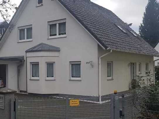 Modernisierte 4-Zimmer-Terrassenwohnung mit Balkon in Fürth