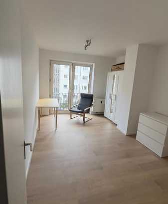 Winterhude, schickes neu renoviert, möbliertes 1 Zimmerapartment