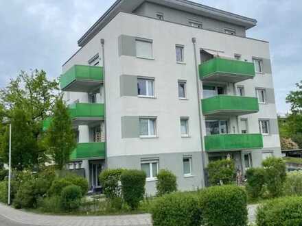 gepfl. 2-Zi. ETW, Energieklasse Kfw 55, 200m zu FH, Terrasse, EBK, TG-Stellpl, ohne Prov.