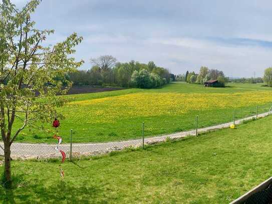 Stadtnaher, traumhafter Südwestblick vom eigenen Garten mit sehr großer Terrasse (Provisionsfrei!)