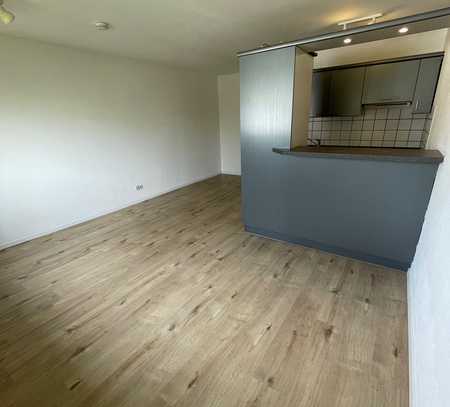 Helles 1-Zimmer-Studio mit Einbauküche in Waiblingen
