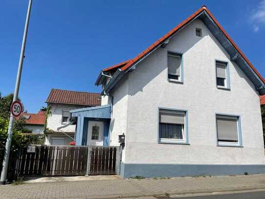 Interessantes Mehrfamilienhaus auf großzügigem Grundstück in Bickenbach