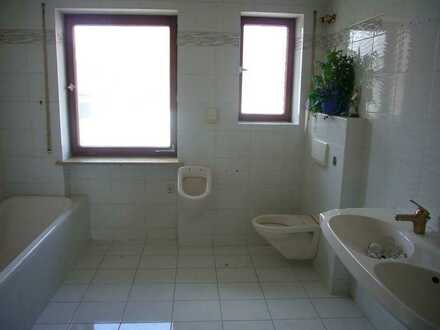 attraktive 3-Zimmer-Wohnung Balkon in Wallhausen/Michelbach