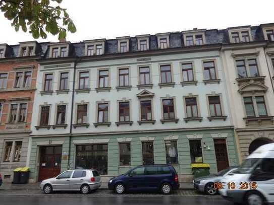 Helle 2-Zimmer-Wohnung 1. OG rechts im Vorderhaus